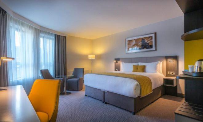 Maldron Hotel Merrion Road 더블린 외부 사진