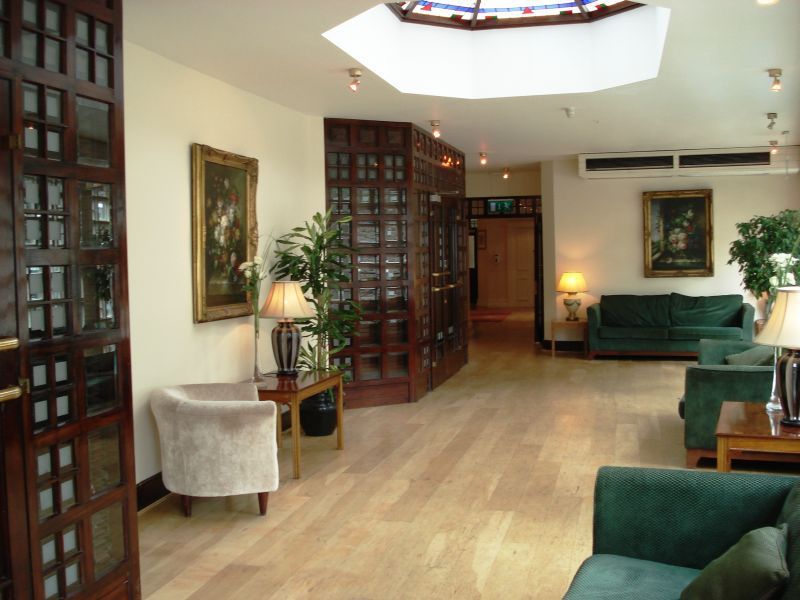 Maldron Hotel Merrion Road 더블린 외부 사진